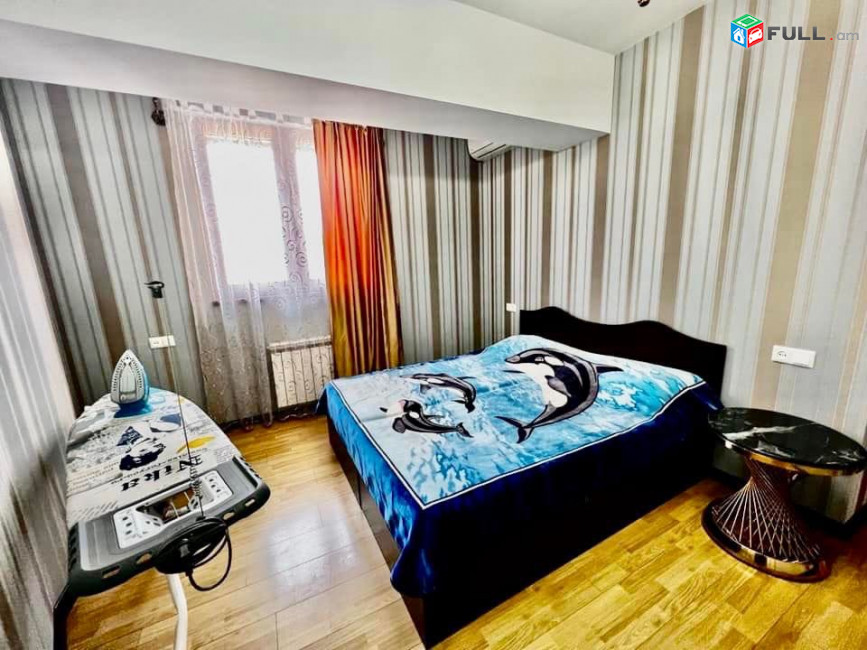 Օրավարձով 3 սենյականոց բնակարան Սայաթ-Նովայի պողոտայում 