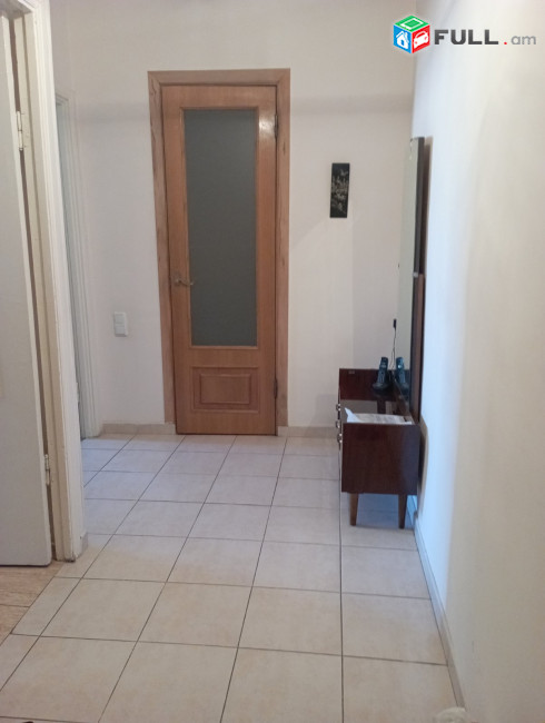 Վարձով 1 (ձևափոխած 2-ի) սենյականոց բնակարան Վրացական փողոցում 