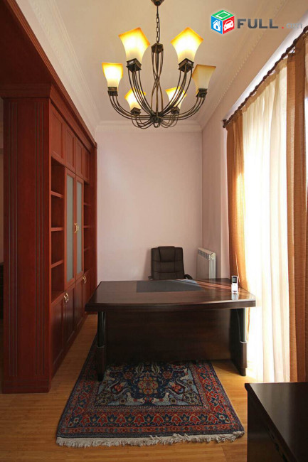 3 սենյականոց բնակարան Արամի փողոցում 