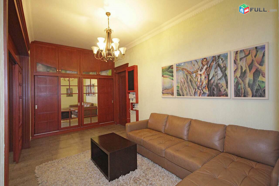 3 սենյականոց բնակարան Արամի փողոցում 
