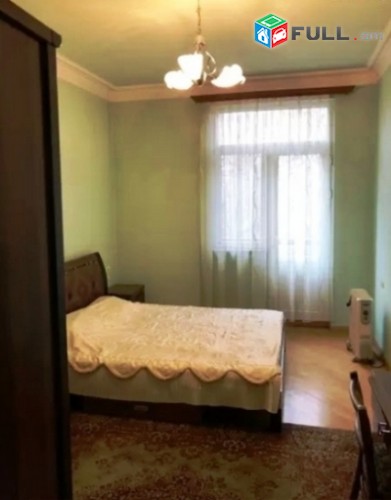 Վարձով 3 սենյականոց բնակարան Վարդանանց փողոցում