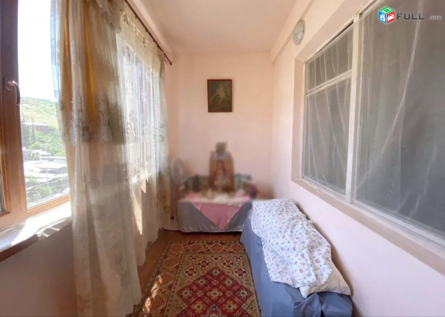 1 սենյականոց բնակարան Չարենցի փողոցում