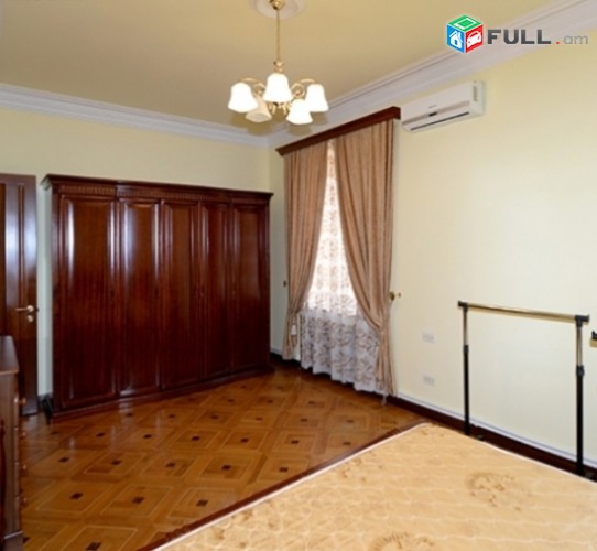 Օրավարձով 5 սենյականոց բնակարան Թումանյան փողոցում