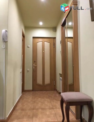 Վարձով 2 սենյականոց բնակարան Ա. Խաչատրյան փողոցում