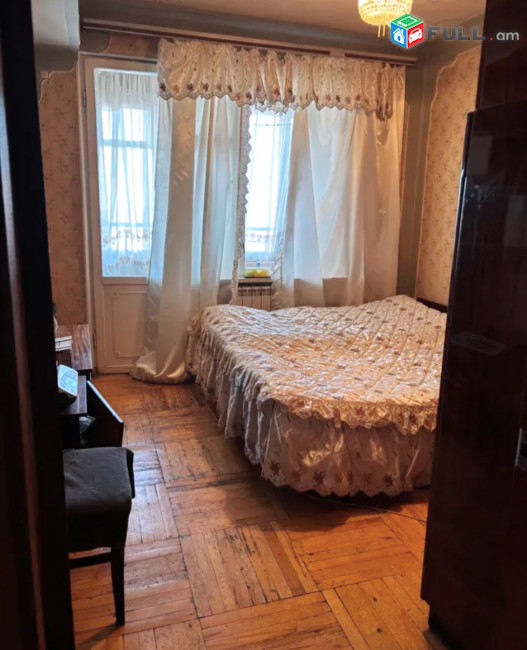 3 սենյականոց բնակարան Րաֆֆու փողոցում