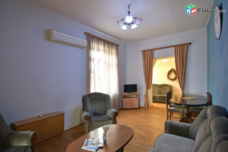 Վարձով 2 (ձևափոխած 3-ի) սենյականոց բնակարան Նալբանդյան փողոցում