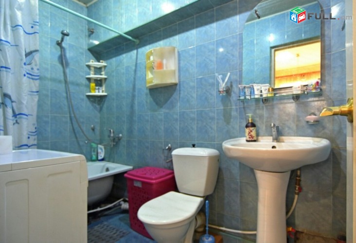 Վարձով 2 (ձևափոխած 3-ի) սենյականոց բնակարան Նալբանդյան փողոցում