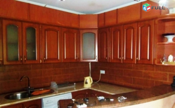 Վարձով 1 (ձևափոխած 2-ի) սենյականոց բնակարան Մաշտոցի պողոտայում