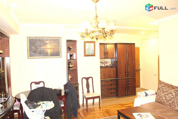 Նորոգված 3 սենյականոց բնակարան Ավանում Կոդ 5+33607