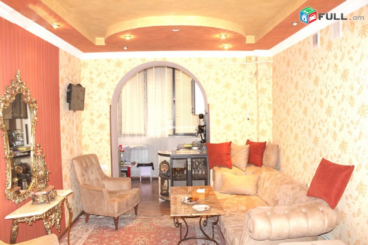 Վերանորոգված 3 սենյականոց բնակարան Արաբկիրում, Քարե շենք, Կոդ 10+31767