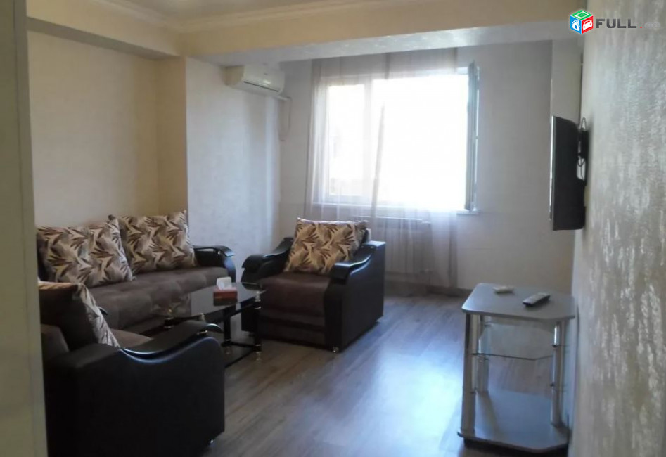 SS1539 Վարձով է տրվում 2 սենյականոց  բնակարան Կենտրոնում՝Նալբանդյան-Վարդանանց խաչմերուկի վրա։