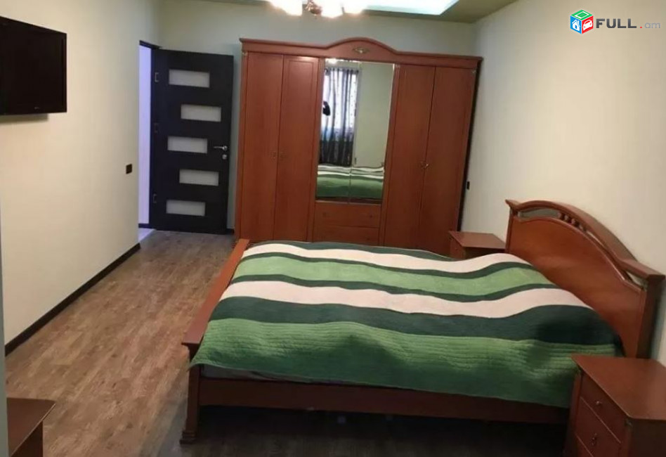 SS1540 Վարձով է տրվում 2 սենյականոց բնակարան Կենտրոնում՝Աբովյան փողոցի վրա։