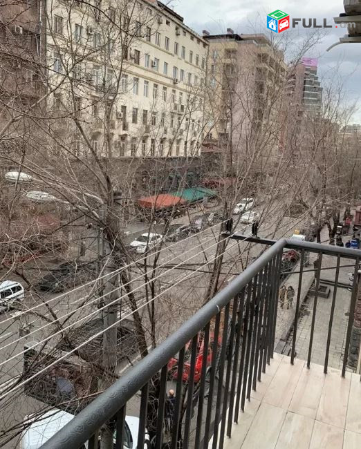 SS1642 Վարձով է տրվում 2 սենյականոց բնակարան Կենտրոնում՝ Թումանյան փողոցի վրա։