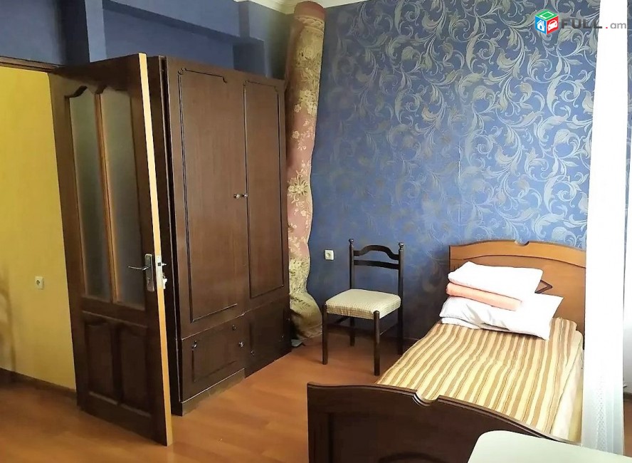 3 սենյակ/ ԿԵՆՏՐՈՆ/ վերանորոգված/ կահավորված ԿՈԴ 1259