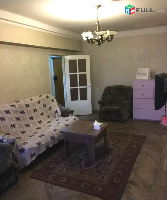Պուշկին փողոց/ եկեղեցու հարևանությամբ 2 սենյակ ԿՈԴ 1265
