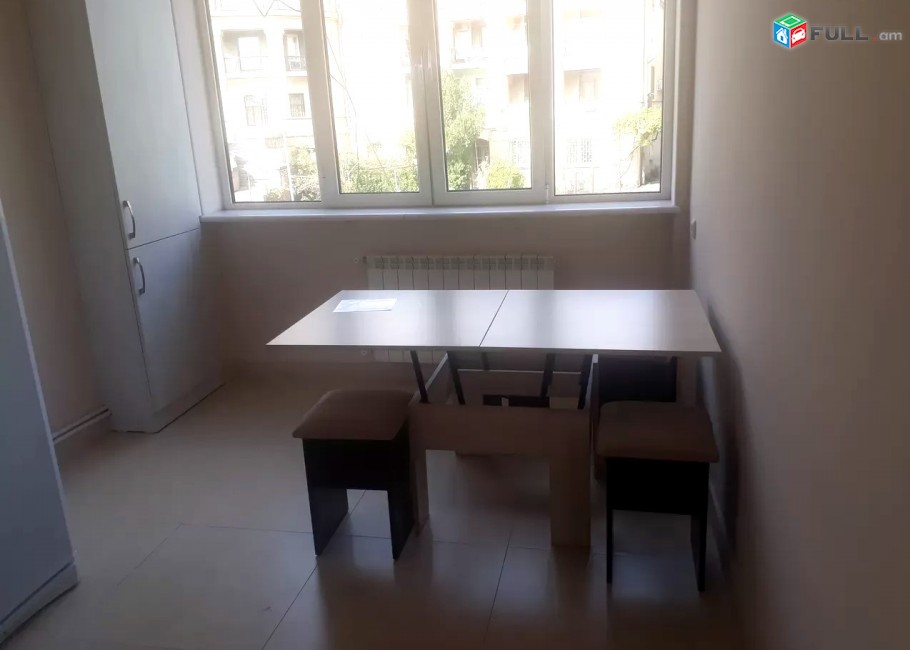 Սարյան փողոց/ քարե շենք/ լավ վիճակ/ 2 սենյակ ԿՈԴ 1309