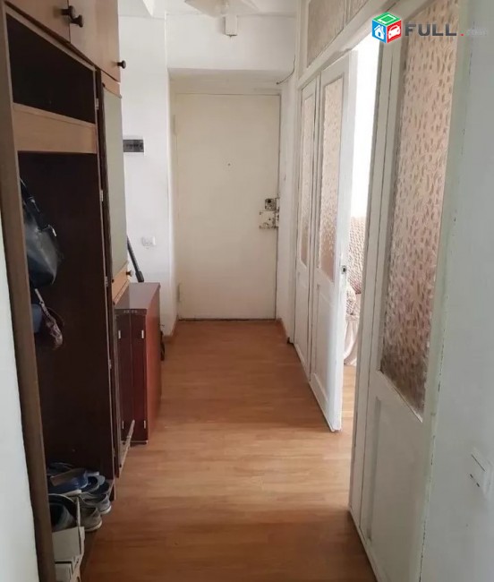 Մեծ 2 սենյականոց բնակարան Կենտրոնում ԿՈԴ 1397