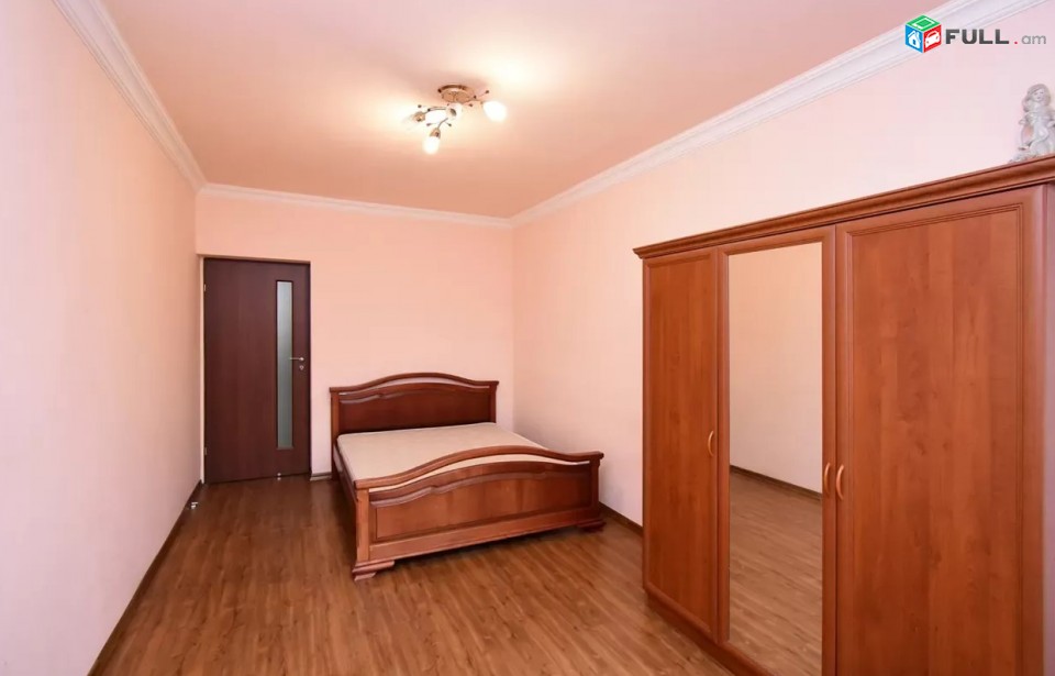 Վերելակ/ քարե շենք/ Բաց պատշգամբ/ Փակ Շուկա/ գերազանց վիճակ/ ԿՈԴ 1414