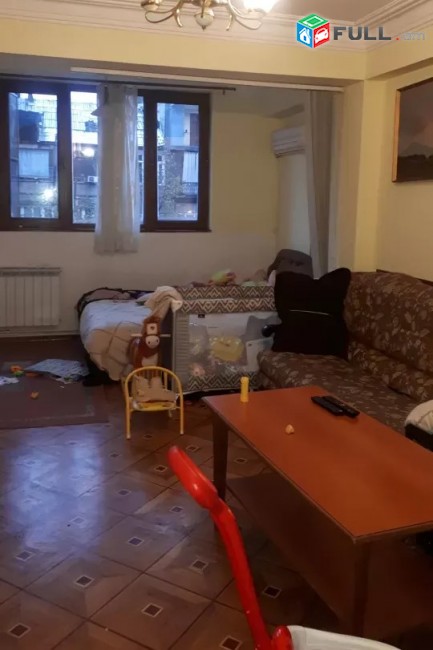 Օպերայի հարևանությամբ լիարժեք 2 սենյակ ԿՈԴ 1379
