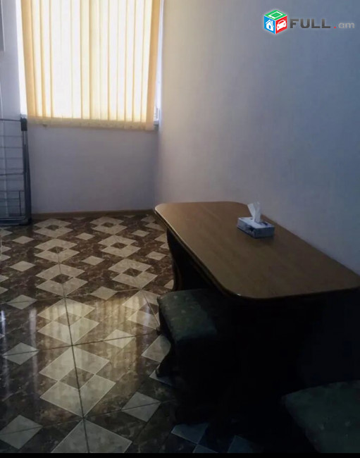 3 սենյակ Կենտրոն/ վերանորոգված/ կահավորված