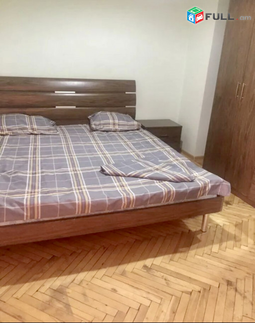 3 սենյակ Կենտրոն/ վերանորոգված/ կահավորված