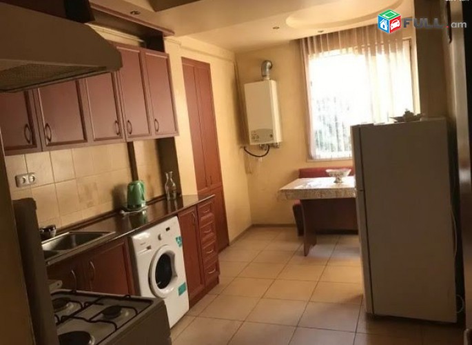 Վարձով 3սեն, 120 ք / մ Եզնիկ Կողբացու փողոց ԿՈԴ AE20005