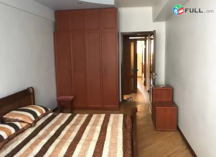 Վարձով 3սեն, 120 ք / մ Եզնիկ Կողբացու փողոց ԿՈԴ AE20005