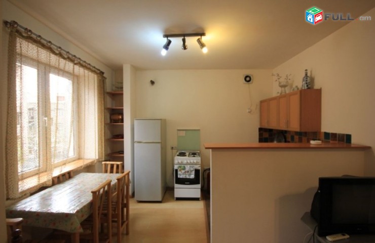 Բնակարան, 2 սեն, 65ք / մ, Վարդանանց փ., Փոքր Կենտրոն, ԿՈԴ AC20122