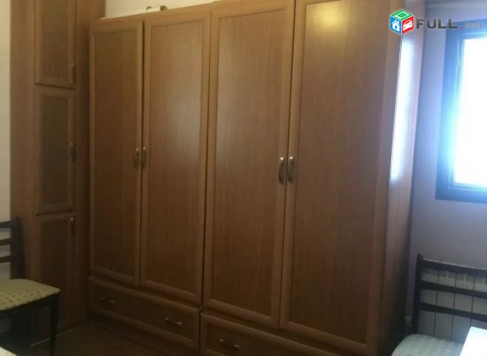 Վարձով է 3 սեն. Մաշտոց պող. փոքր Կենտրոն 80ք / մ ԿՈԴ AC20212