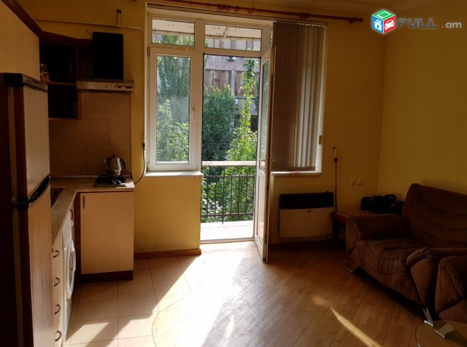 Վարձով 2 սեն, 41ք / մ Բարեկամության մետրոի մոտ, ԿՈԴ AC20133