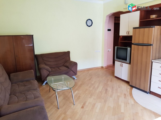 Վարձով 2 սեն, 41ք / մ Բարեկամության մետրոի մոտ, ԿՈԴ AC20133