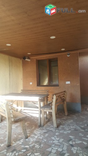 Վարձով առանձնատուն 3սեն, 100ք / մ