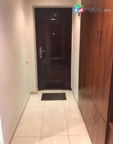 Տրվում է վարձով բնակարան Մանումենտում