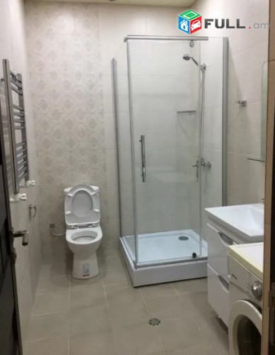 Վարձով 3 սեն., 96ք / մ Գազպրոմի սպորտահամալիրի դիմաց ԿՈԴ AC20178