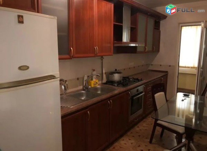 Վարձով է տրվում 3 սեն. բն. 17րդ թաղամասում AB20023