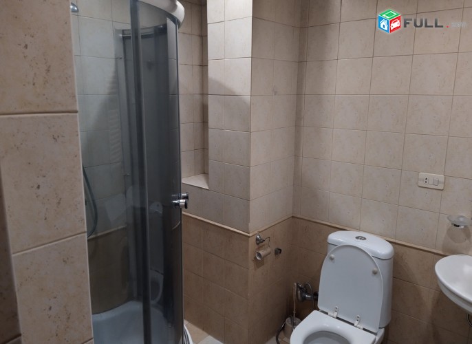 Oravarcov 3sen norakaruyc bnakaran Qaxaqi srtum. naev mek orov