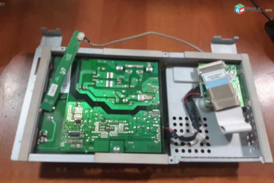 Smart labs: monitori plata Samsung E1920NX