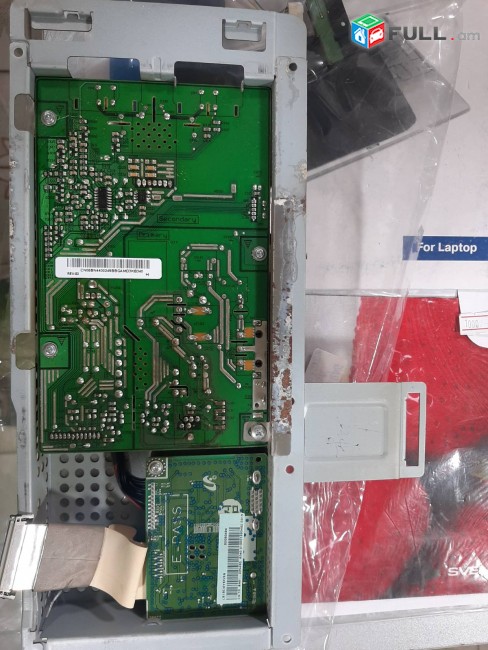 Smart labs: monitori plata Samsung 933SN