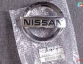 Nissan Juke emblem