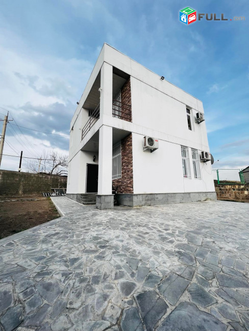 Վաճառվում է երկհարկանի, նորակառույց, 4 սենյականոց առանձնատուն Դավթաշենում