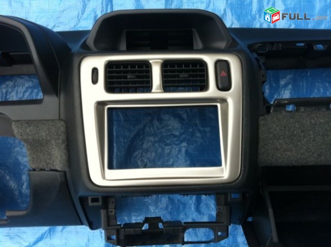 Mitsubishi Pajero io magi panel