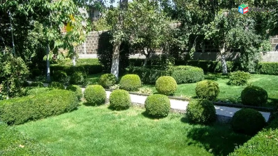 Շքեղ Առանձնատուն. Ձորաղբյուրում SM023
