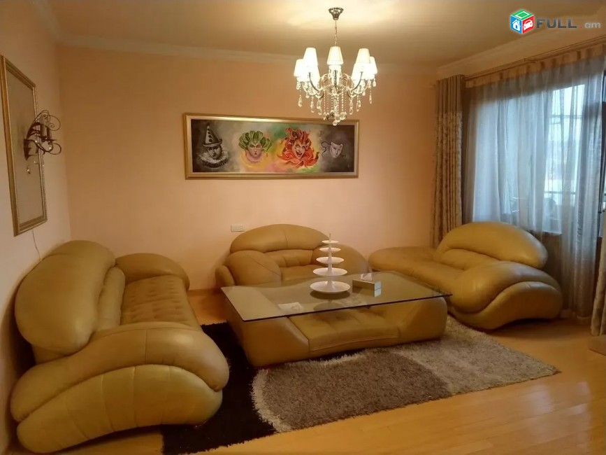 Շքեղ Բնակարան. Երևանի Կենտրոնում 120 ք. SB010