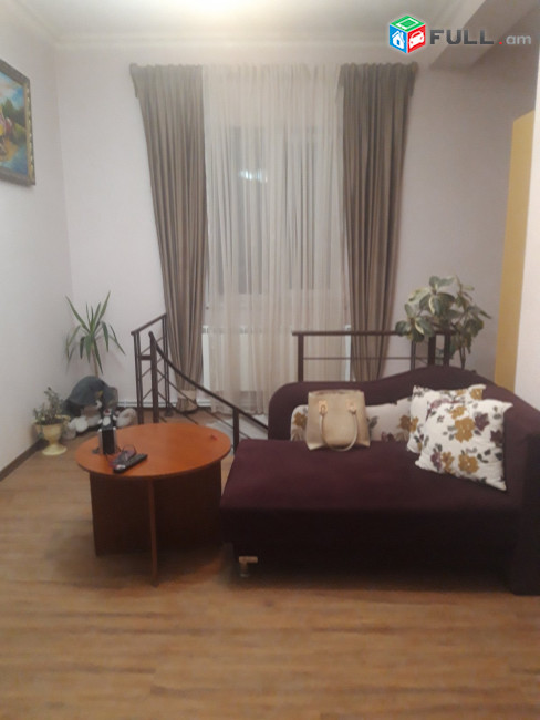 Հիանալի Առանձնատուն. Ջրվեժում TG049