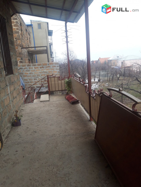 Հիանալի Առանձնատուն. Ջրվեժում TG049