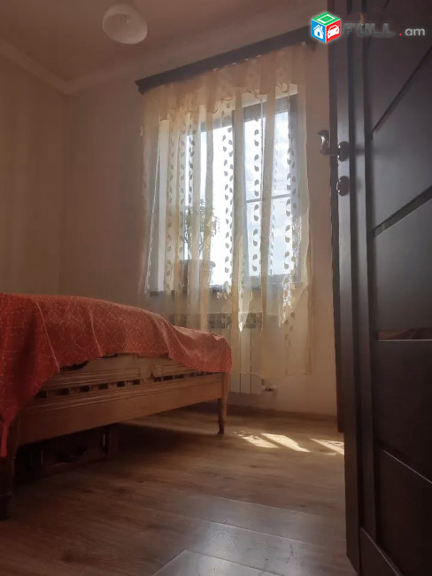 Հիանալի Առանձնատուն. Ջրվեժում SM054