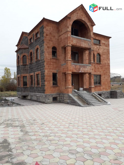 Շքեղ Առանձնատուն. Բագրևանդում SS140