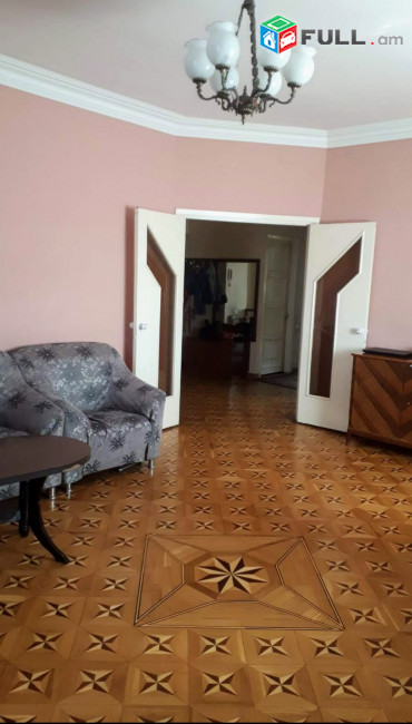 Բարձրարժեք Բնակարան. Կենտրոնում SS294