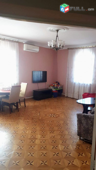 Հիանալի Բնակարան. Կենտրոնում SS254