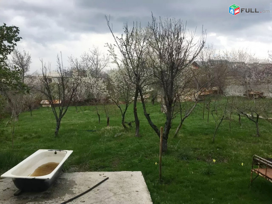 Բարձրարժեք Առանձնատուն. Ջրվեժում SM002